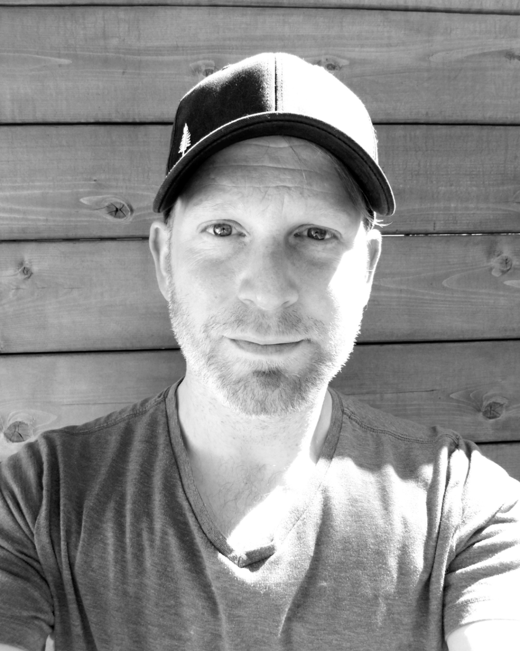 Broken Unpoetically: An Interview with Alexander Hollenberg