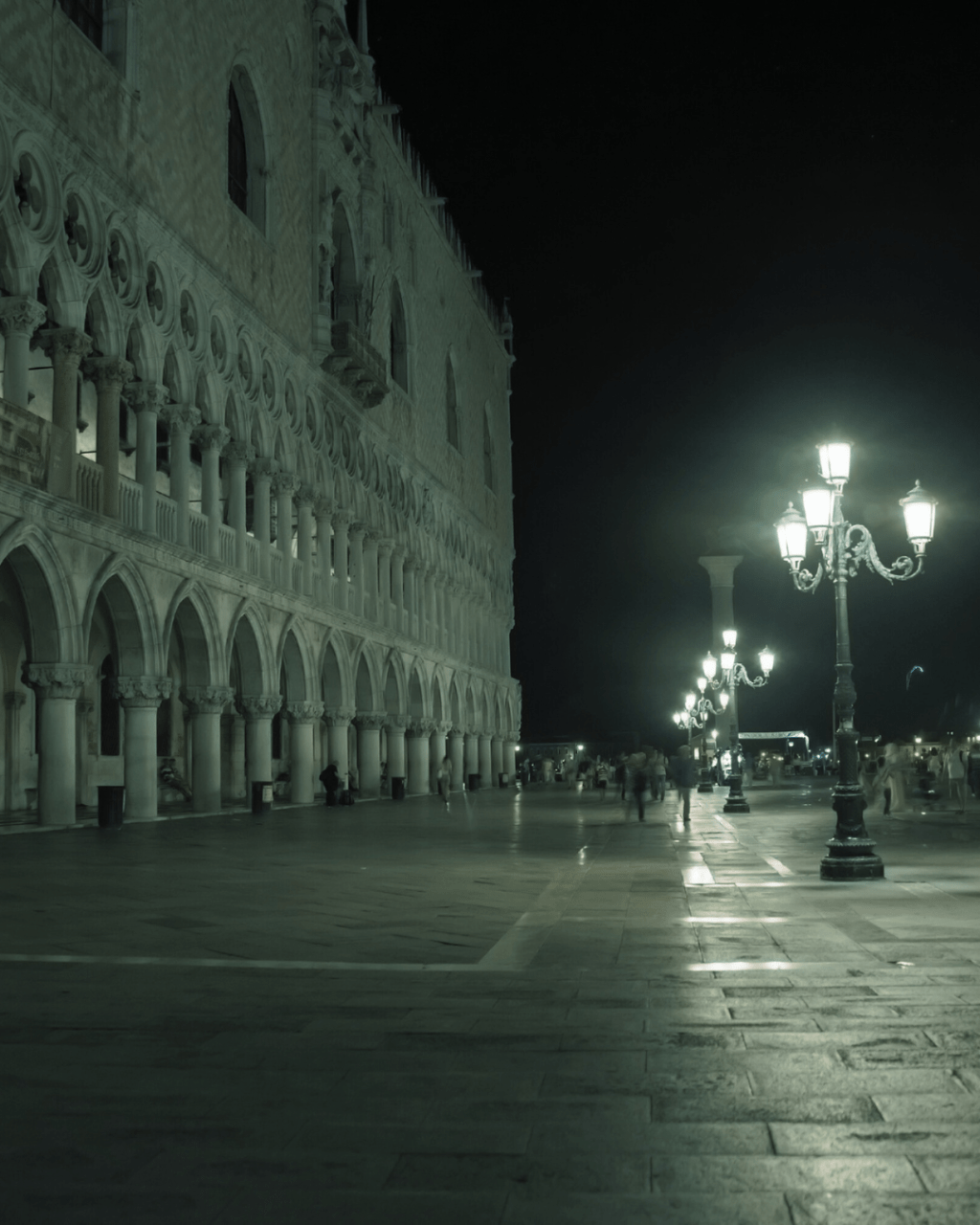 In The Galleria of Missing Persons: A Haunting